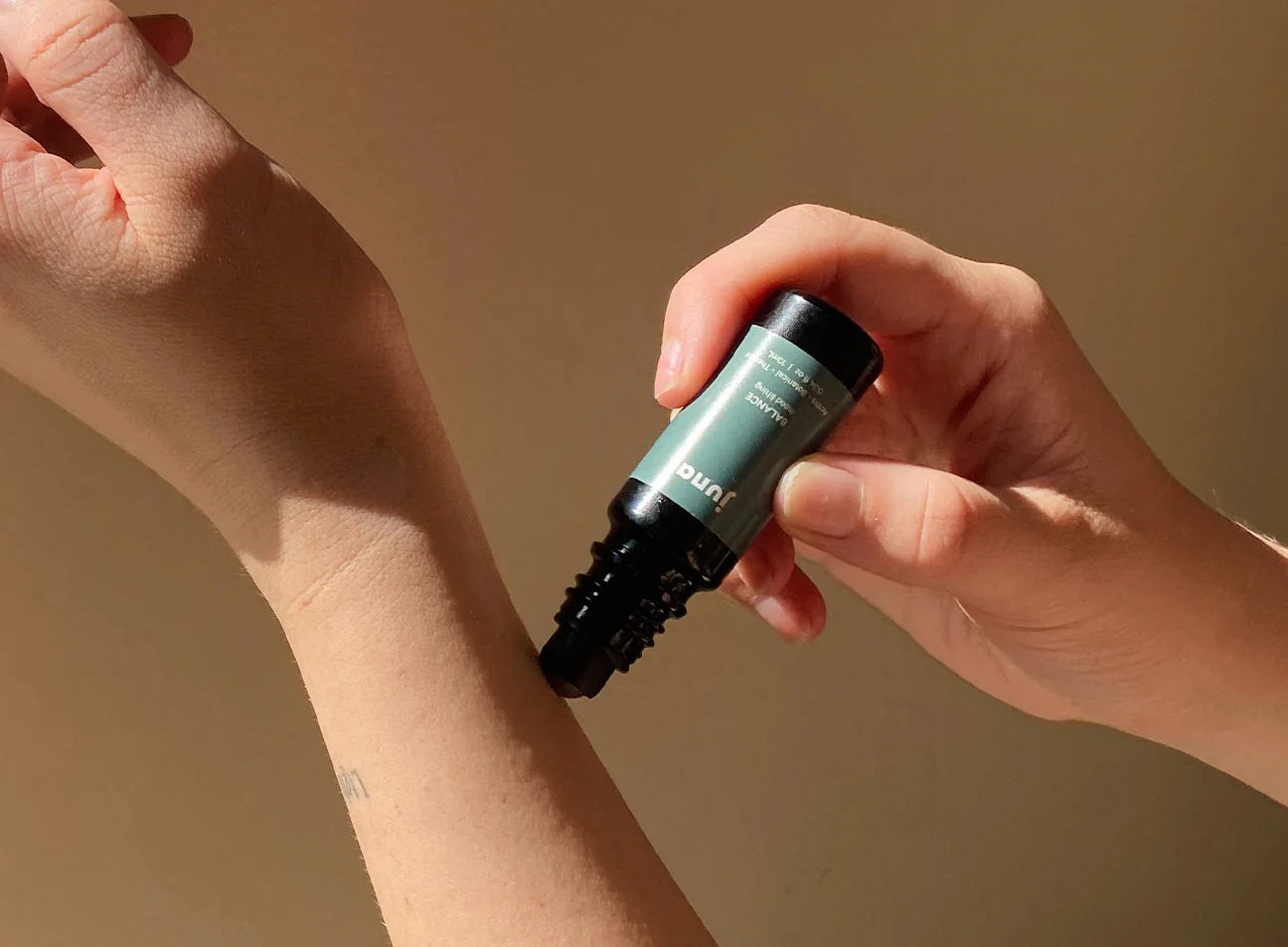 Detox Halo Rollerball - Image 2
